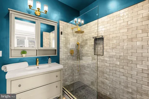 $1,400,000 | 1333 Wallach Place Northwest, Washington, DC 20009