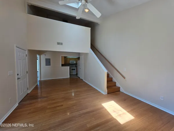 $1,725 | 1603 Challenger Court West, Unit 1603, Jacksonville, FL 32233