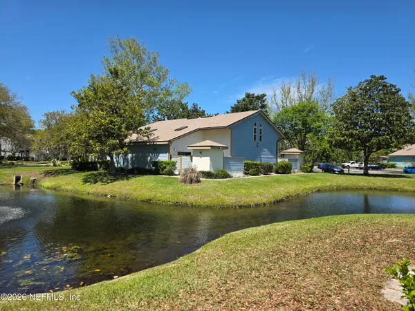$1,650 | 1603 Challenger Court West, Unit 1603, Jacksonville, FL 32233