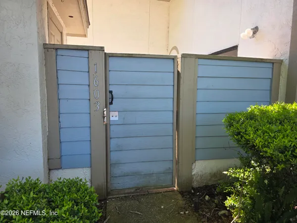 $1,650 | 1603 Challenger Court West, Unit 1603, Jacksonville, FL 32233