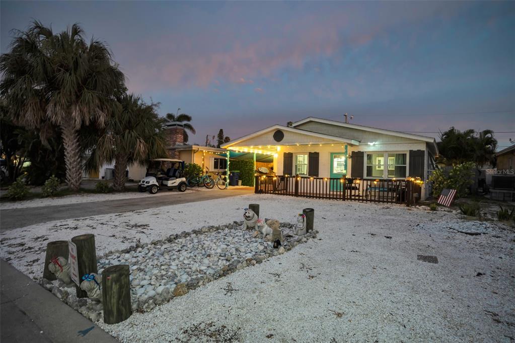 305 15th Avenue Indian Rocks Beach, FL 33785 - Photo 7 of 90