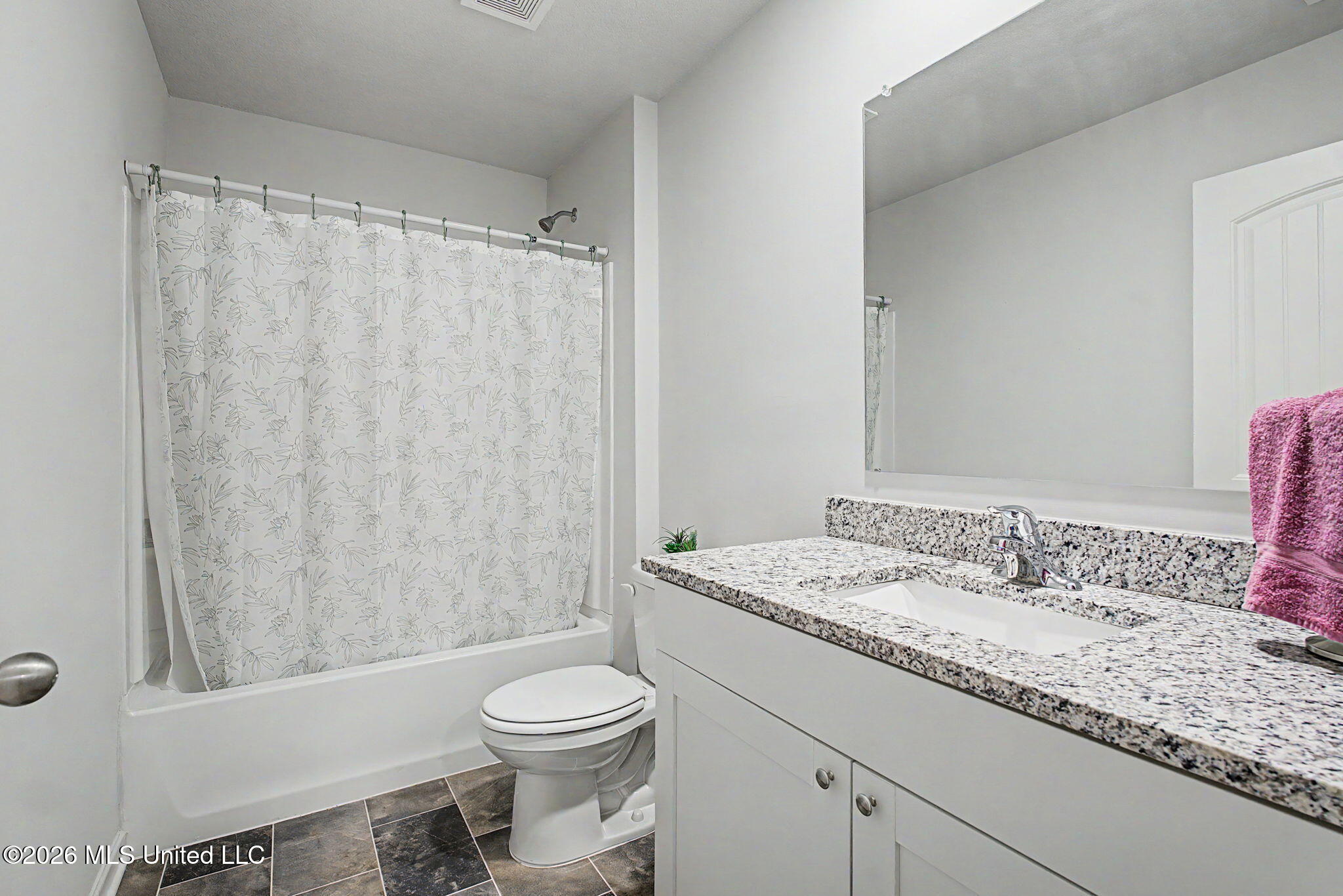 26 Lee Creek Road Byhalia, MS 38611 - Photo 20 of 29 21-web-or-mls-26 Lee Creek Ln-20