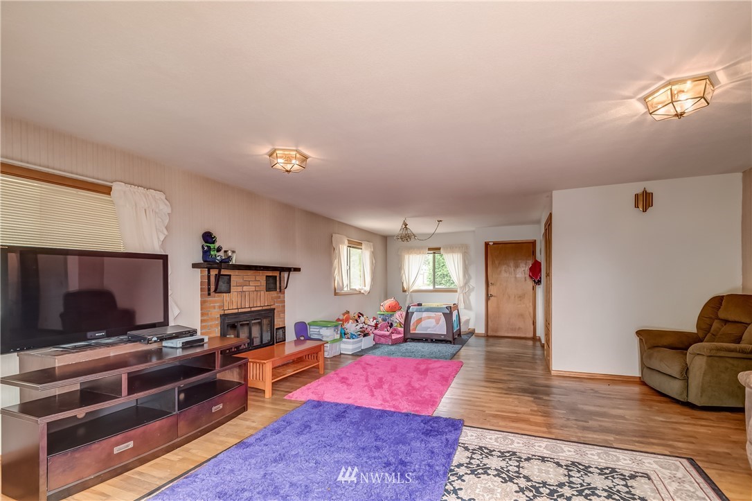 2291 Douglas Road Ferndale, WA 98248 - Photo 8 of 24 Gallery Image 8