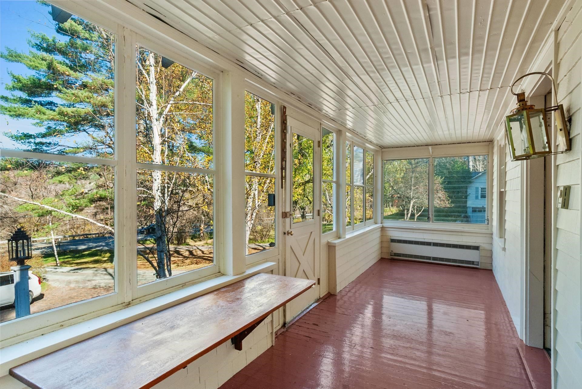 598 East Woodstock Road Woodstock, VT 05091 - Photo 11 of 44