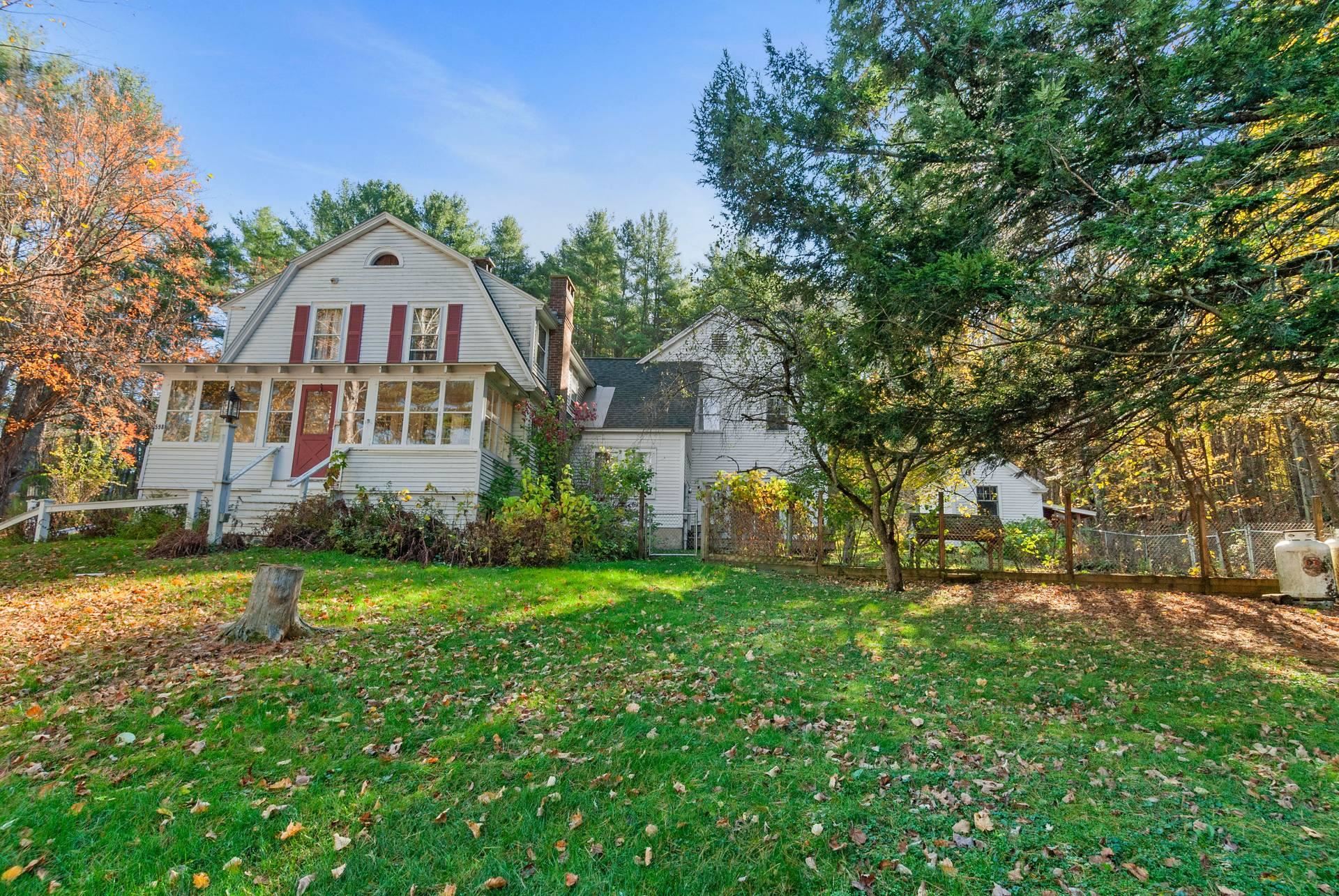 598 East Woodstock Road Woodstock, VT 05091 - Photo 3 of 44