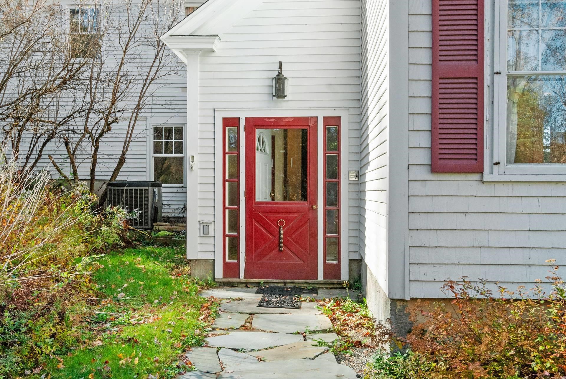 598 East Woodstock Road Woodstock, VT 05091 - Photo 5 of 44