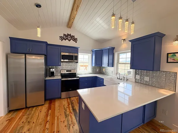 $409,900 | 601 Wood Street, Silver Cliff, CO 81252