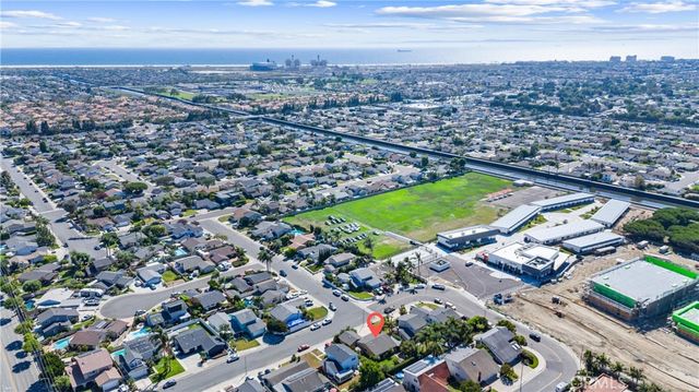 $1,175,000 | 9401 Castlegate Drive, Huntington Beach, CA 92646