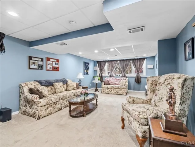 $289,900 | 607 Birchwood Drive, Oneida, NY 13421