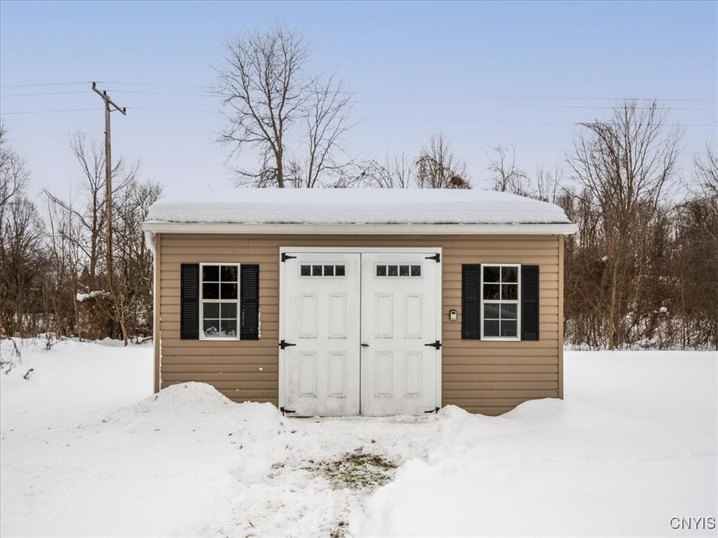 607 Birchwood Drive Oneida, NY 13421 - Photo 43 of 48