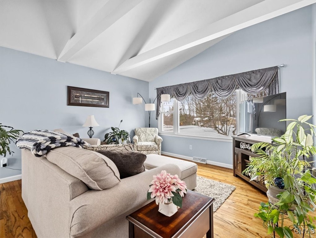 607 Birchwood Drive Oneida, NY 13421 - Photo 9 of 48