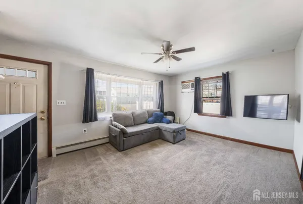 $425,000 | 44 Lillian Street, Fords, NJ 08863