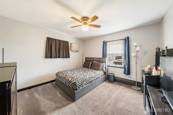 $425,000 | 44 Lillian Street, Fords, NJ 08863