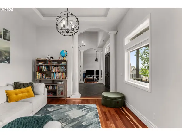 $1,985,000 | 3720 Northwest Devoto Lane, Portland, OR 97229