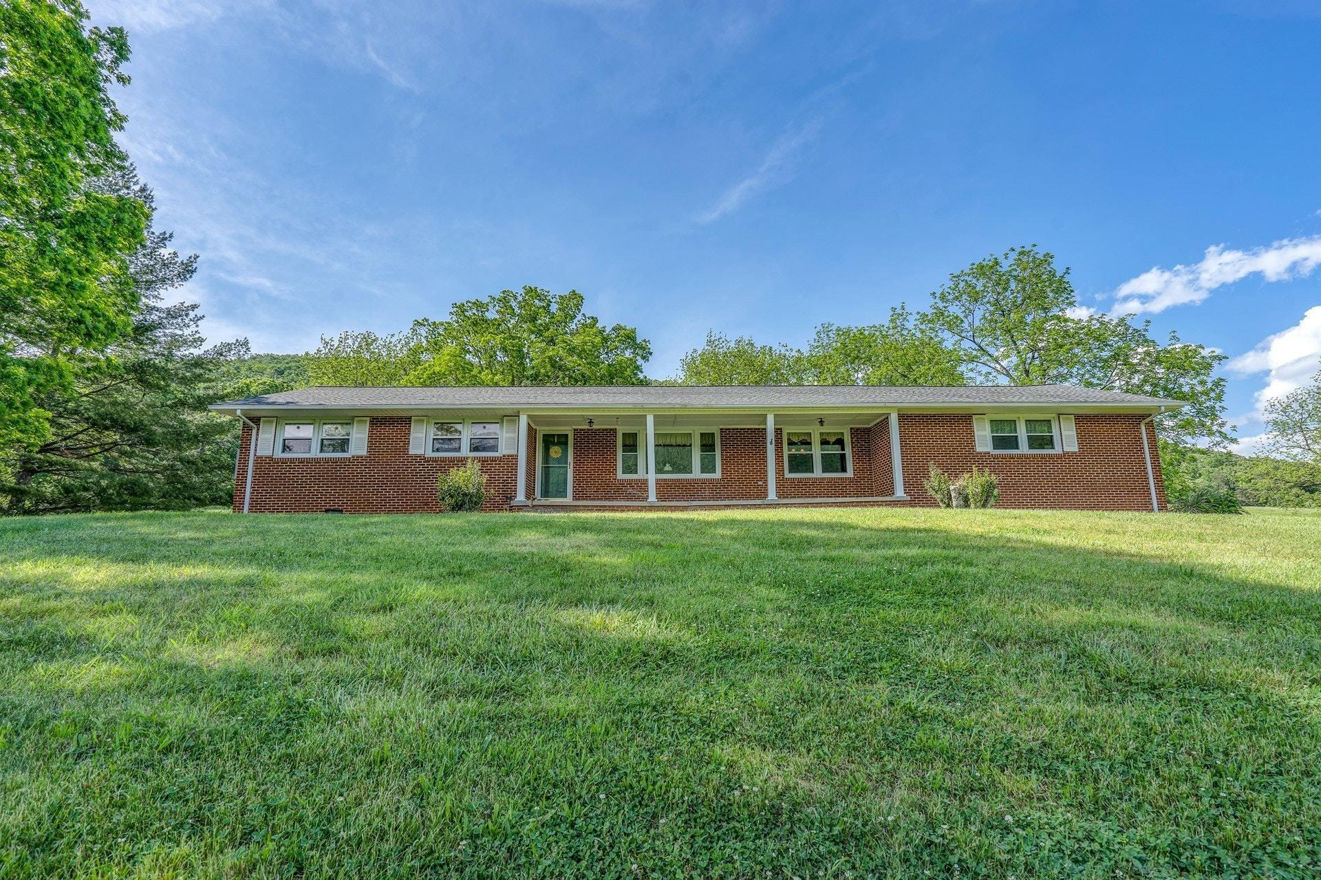 1919 Pico Road Buchanan, VA 24066 - Photo 16 of 48 12 Front of Home