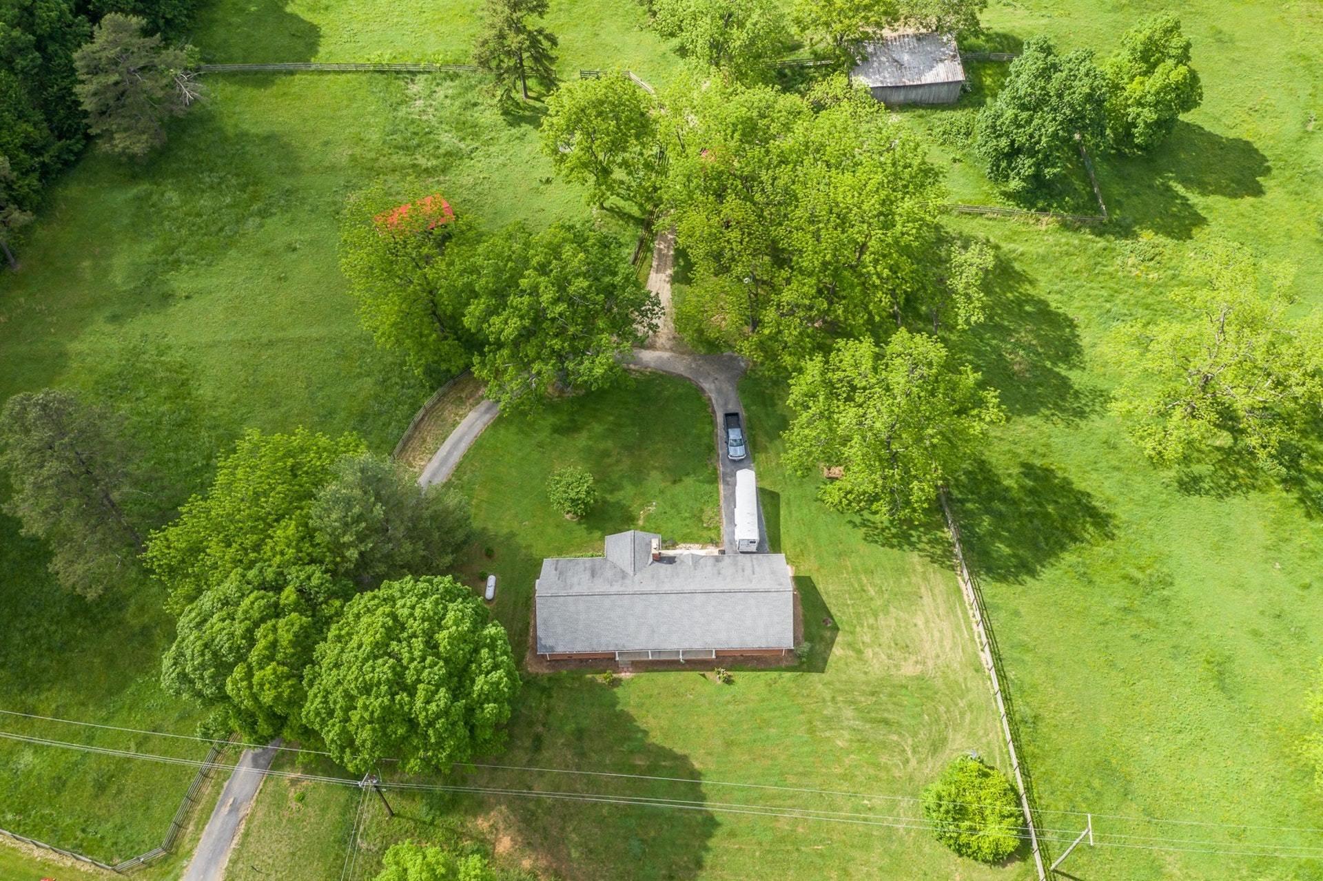 1919 Pico Road Buchanan, VA 24066 - Photo 35 of 48 003-312220-05132019-12_7721029