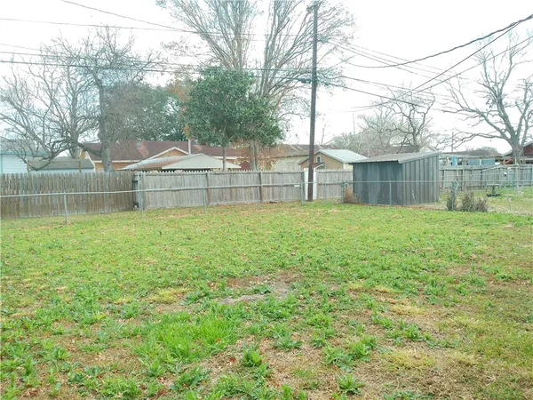 $1,100 | 4330 Spring Street, Corpus Christi, TX 78415