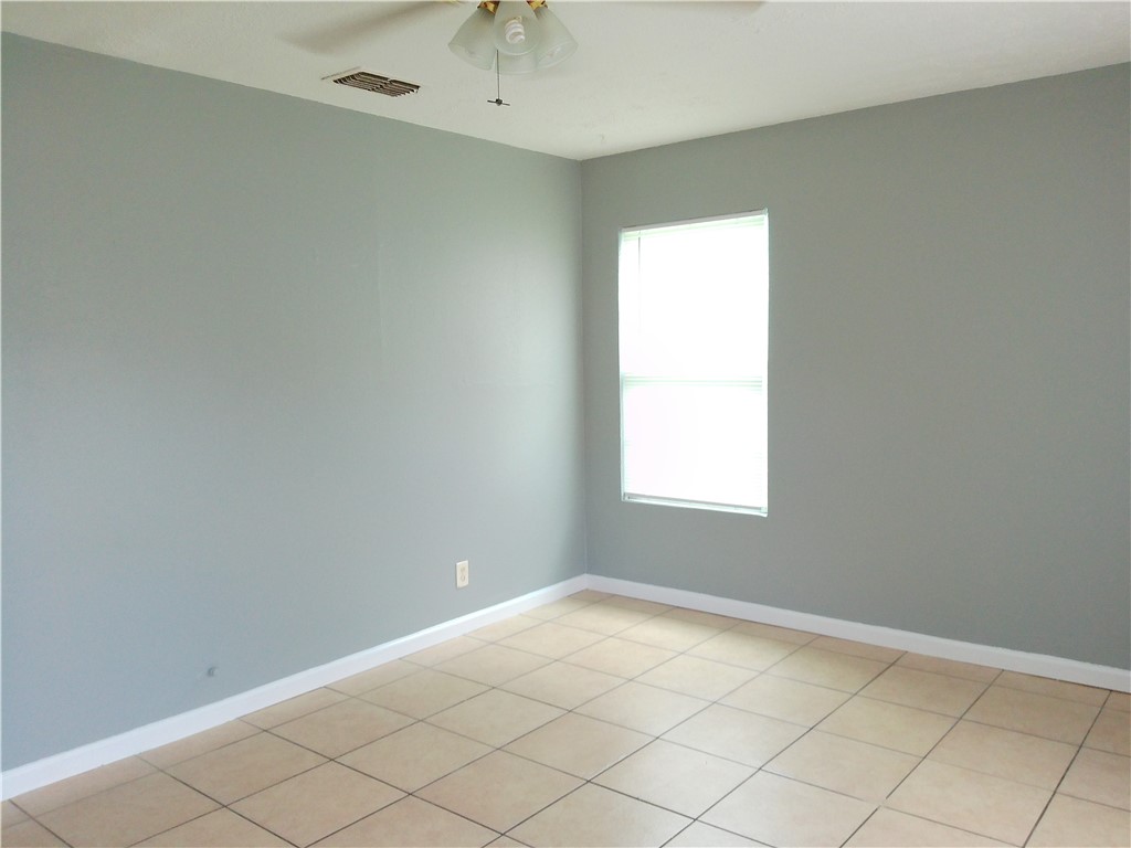 4330 Spring Street Corpus Christi, TX 78415 - Photo 3 of 14