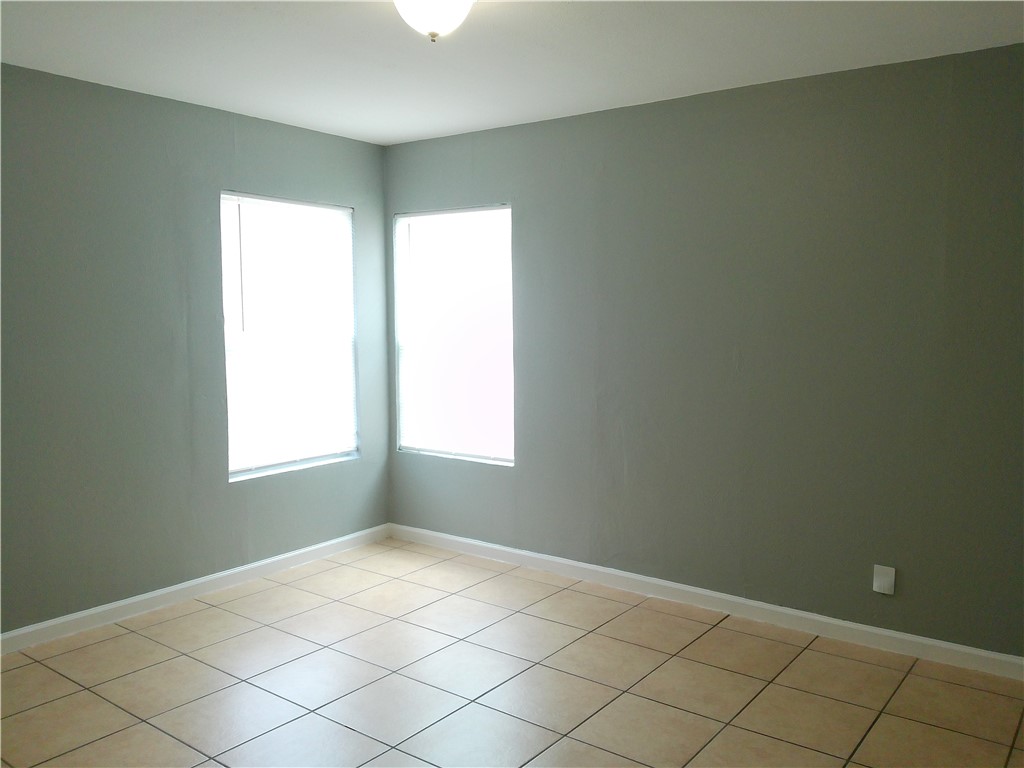 4330 Spring Street Corpus Christi, TX 78415 - Photo 7 of 14