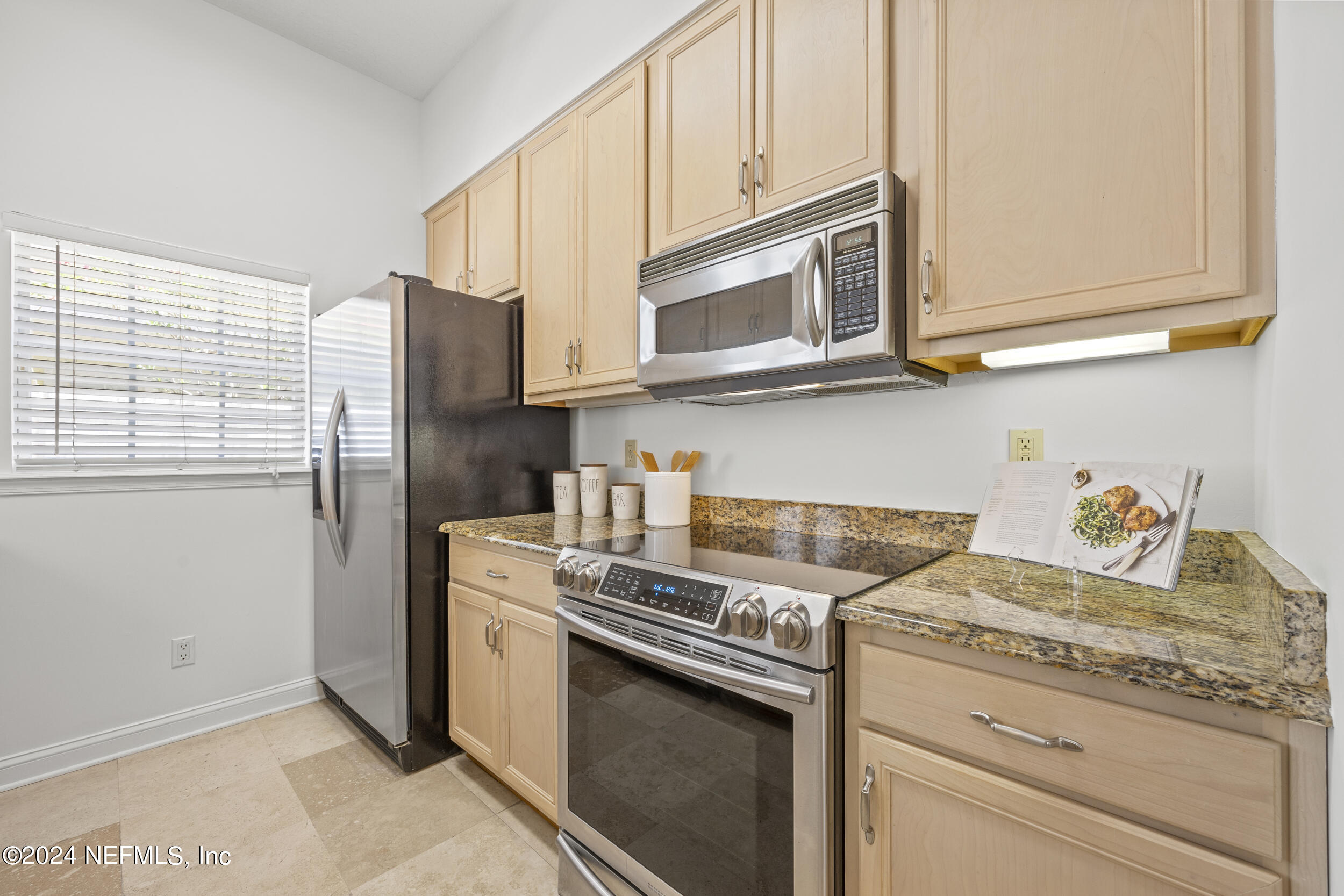 303 First Street Atlantic Beach, FL 32233 - Photo 10 of 40 Kitchen
