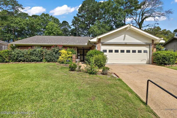 $230,000 | 55 Sunline Drive, Brandon, MS 39042