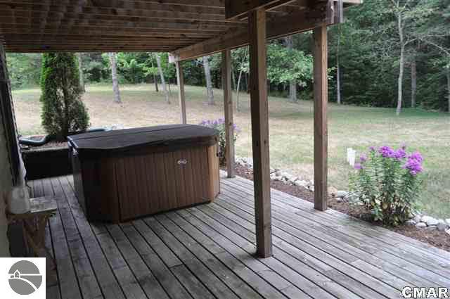 6783 South Coldwater Road Blanchard, MI 49310 - Photo 5 of 21 1773367-4.JPG