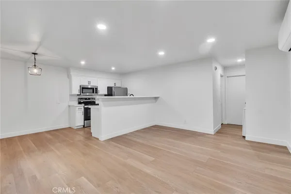 $2,950,000 | 625 Orizaba Avenue, Unit 6, Long Beach, CA 90814