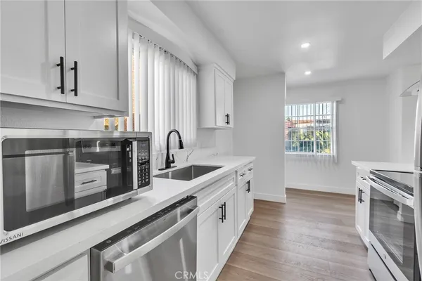 $2,950,000 | 625 Orizaba Avenue, Unit 6, Long Beach, CA 90814