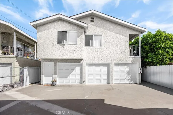 $2,950,000 | 625 Orizaba Avenue, Unit 6, Long Beach, CA 90814