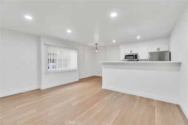 $2,950,000 | 625 Orizaba Avenue, Unit 6, Long Beach, CA 90814