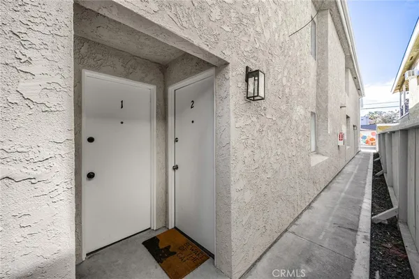 $2,950,000 | 625 Orizaba Avenue, Unit 6, Long Beach, CA 90814