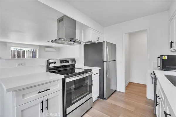 $2,950,000 | 625 Orizaba Avenue, Unit 6, Long Beach, CA 90814