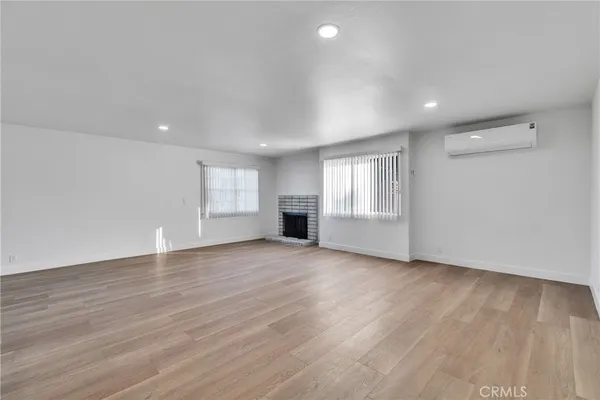 $2,950,000 | 625 Orizaba Avenue, Unit 6, Long Beach, CA 90814