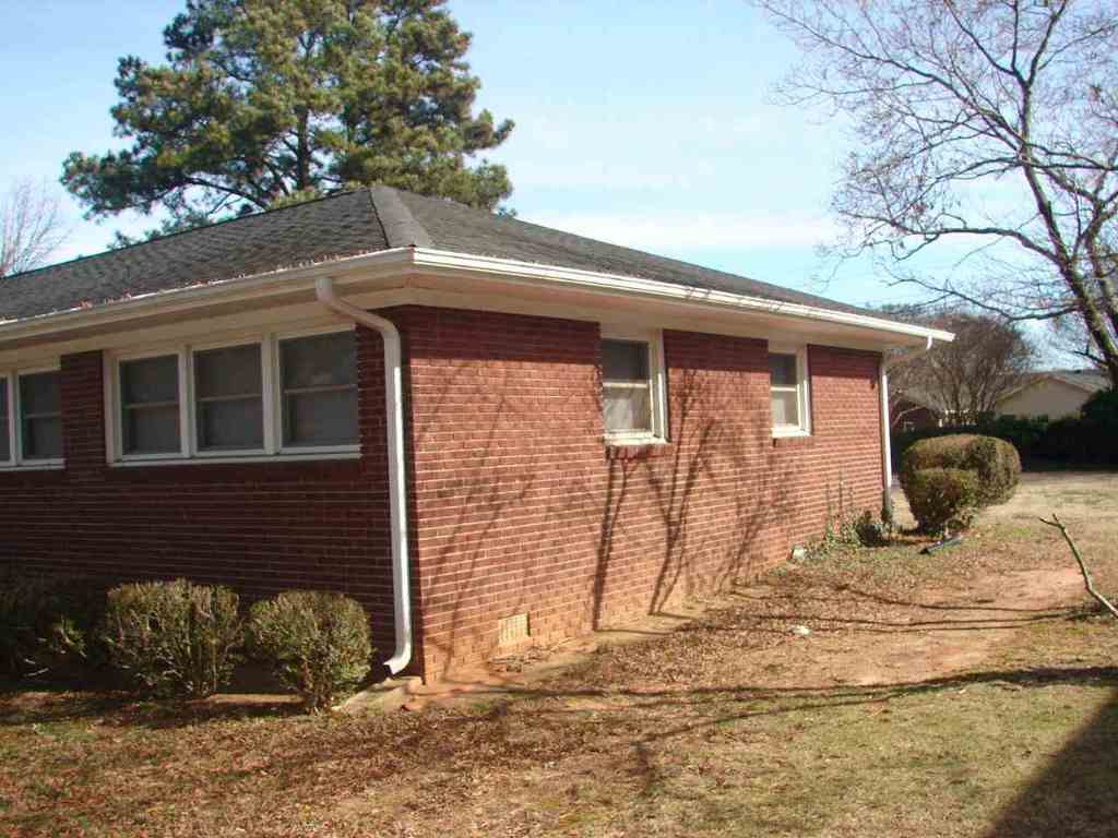 1906 Boulevard Heights Anderson, SC 29621 - Photo 2 of 20 Gallery Image 2