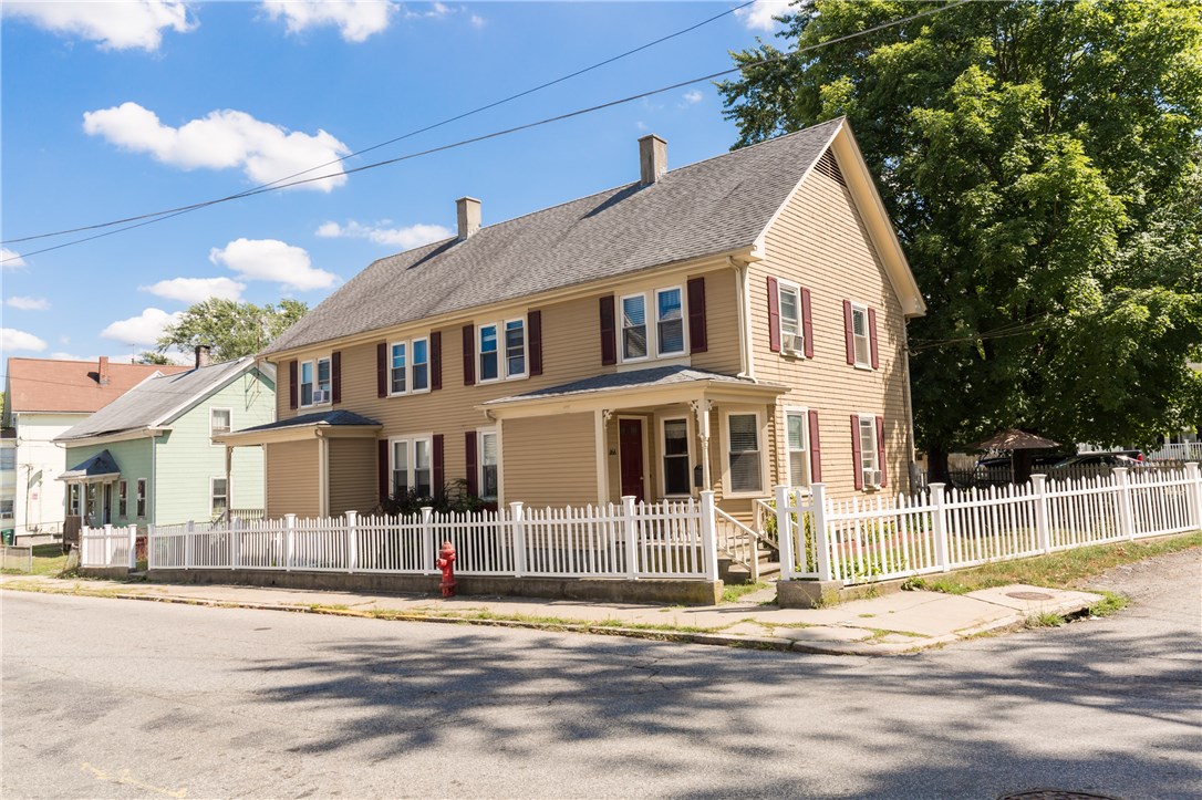 262 Mason Street Woonsocket, RI 02895 - Photo 3 of 50