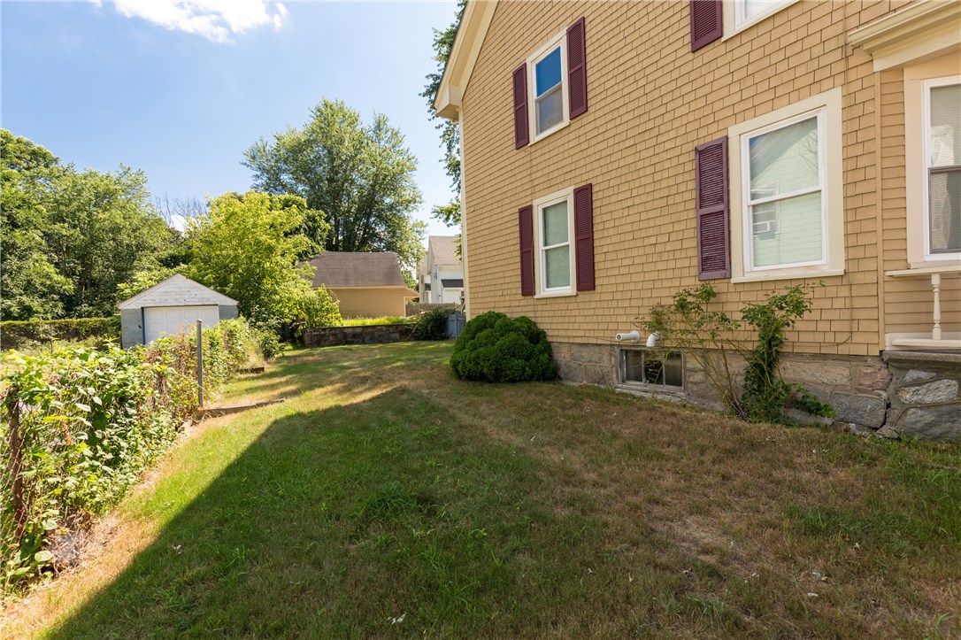 262 Mason Street Woonsocket, RI 02895 - Photo 5 of 50