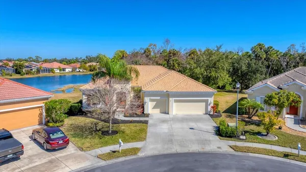 $649,500 | 6207 46th Court East, Bradenton, FL 34203