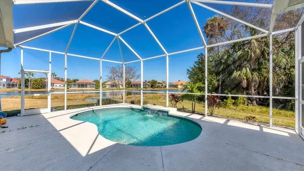 $649,500 | 6207 46th Court East, Bradenton, FL 34203