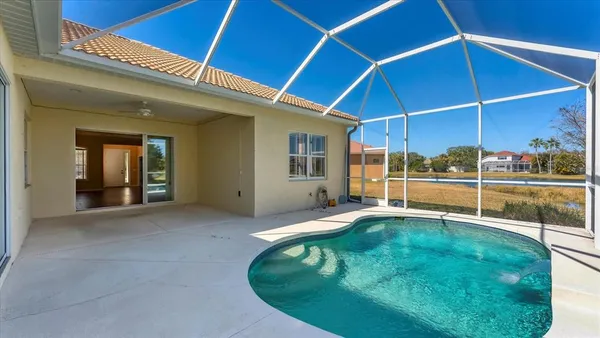 $649,500 | 6207 46th Court East, Bradenton, FL 34203