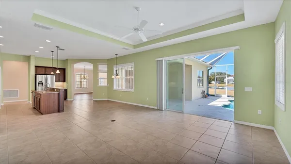 $649,500 | 6207 46th Court East, Bradenton, FL 34203