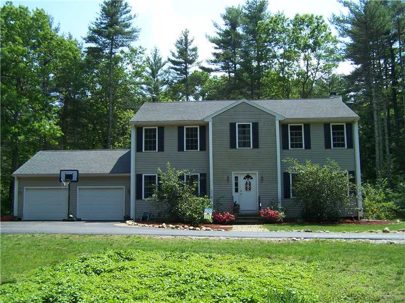 137 Dye Hill Road Hopkinton, RI 02832 - Photo 1 of 18 Exterior Front.