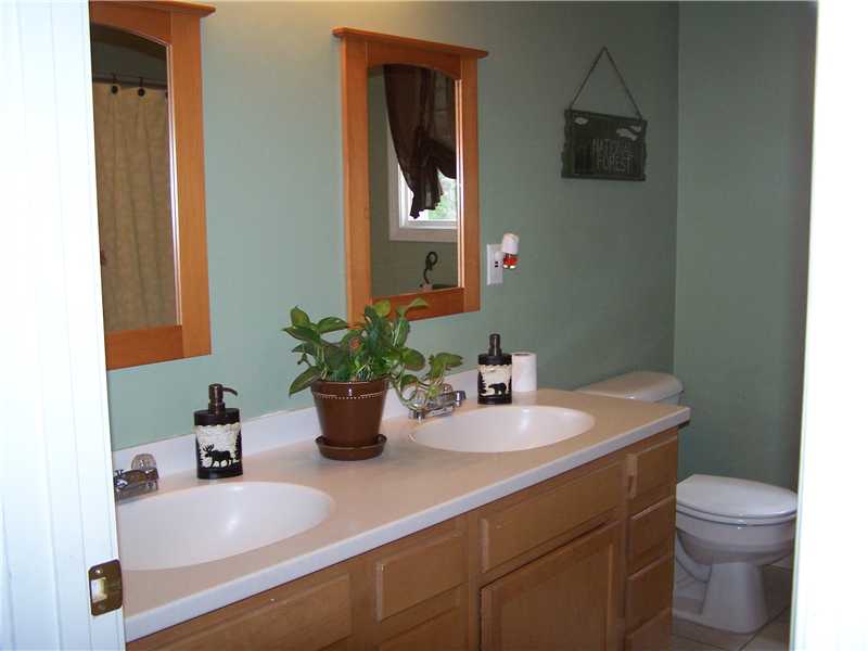 137 Dye Hill Road Hopkinton, RI 02832 - Photo 9 of 18 Master Bath/Spa.
