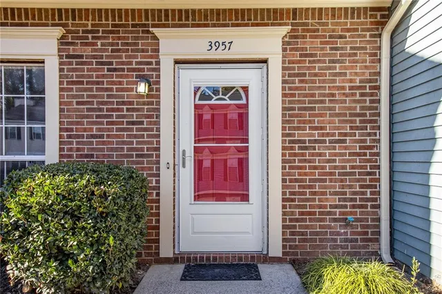 $280,000 | 3957 Hancock Circle, Atlanta, GA 30340