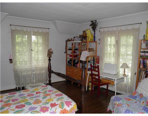 614 Poia Road Edgeworth, PA 15143 - Photo 15 of 18 Bedroom.