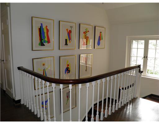 614 Poia Road Edgeworth, PA 15143 - Photo 10 of 18 Entry/Foyer.