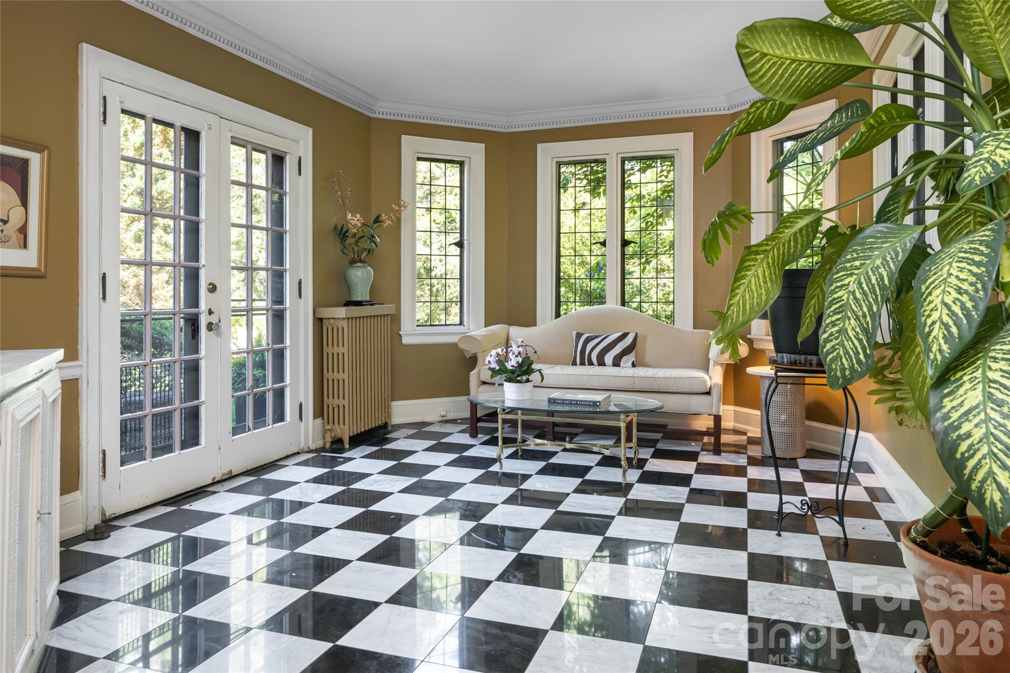 334 Vanderbilt Road Biltmore Forest, NC 28803 - Photo 8 of 48