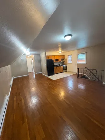 $2,000 | 36 Pinecrest Road, Unit 2, Jersey City, NJ 07305
