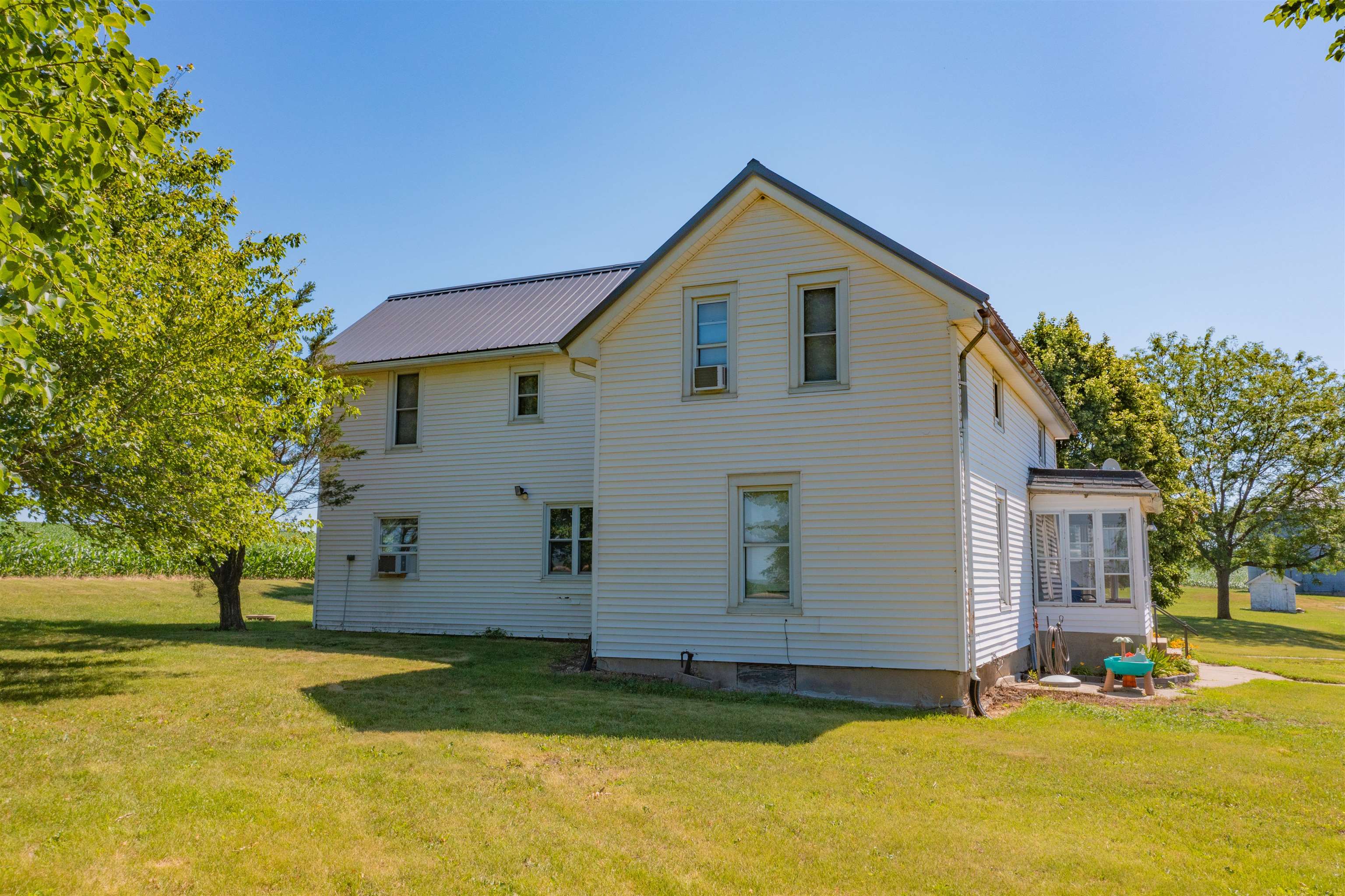10219 North Conger Road Byron, IL 61010 - Photo 29 of 36 Gallery Image 29
