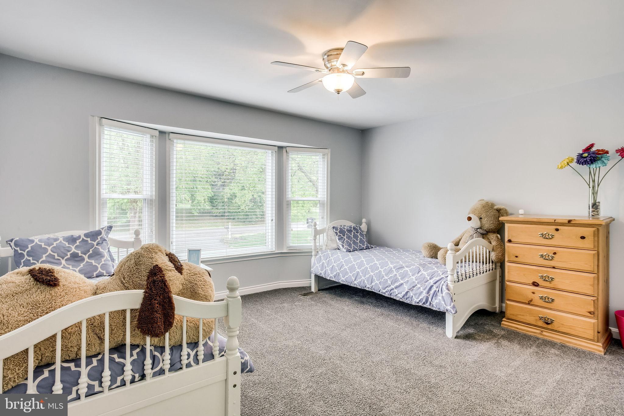 1211 Bishopsgate Way Reston, VA 20194 - Photo 33 of 56 This bedroom is well appointed with large window