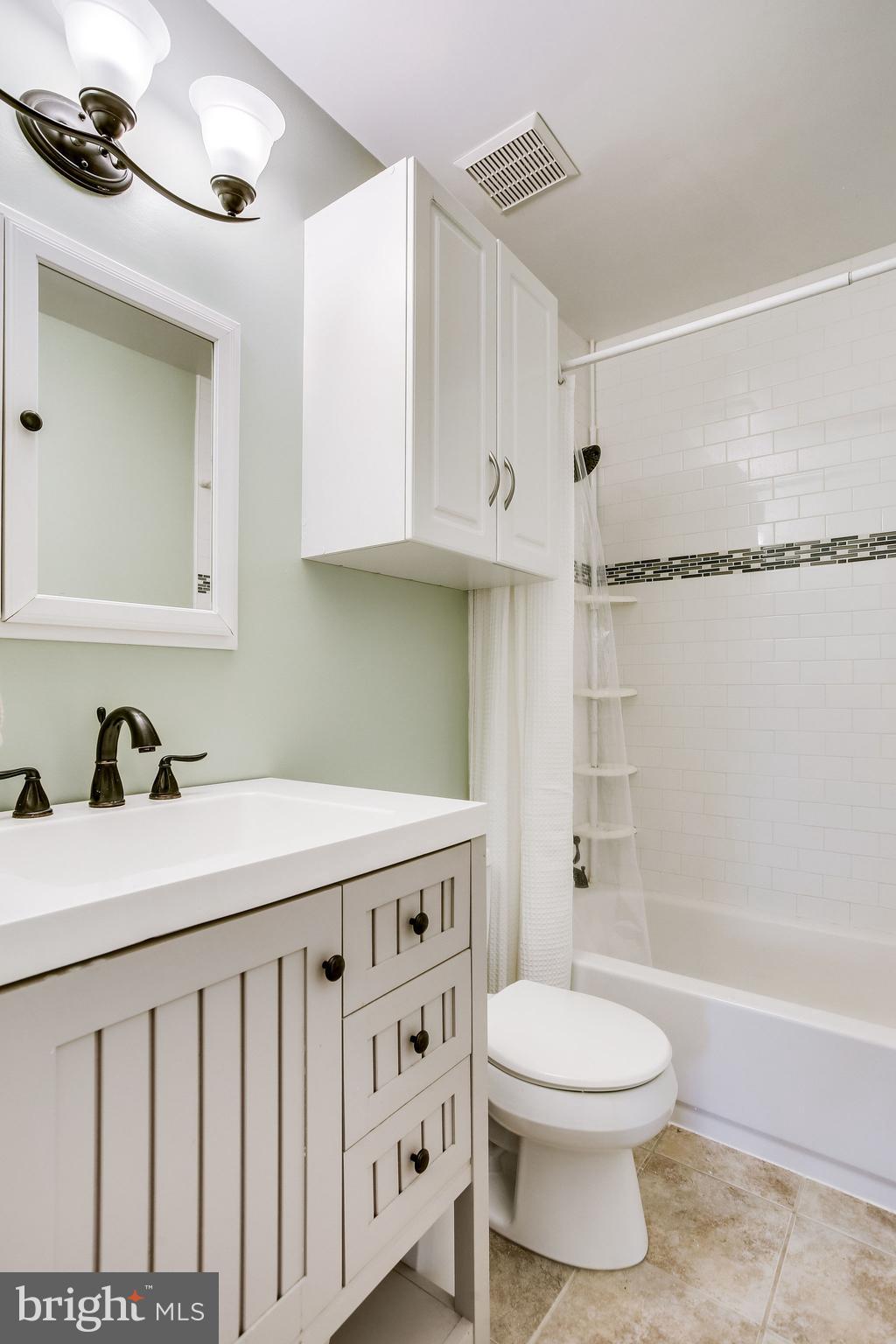 1211 Bishopsgate Way Reston, VA 20194 - Photo 35 of 56 Remodeled upper level bathroom